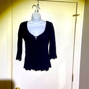 White House/Black Market v neck tie front sweater. Sz L